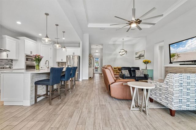 1008 SIBERIAN GLEN, Bradenton, FL 34212