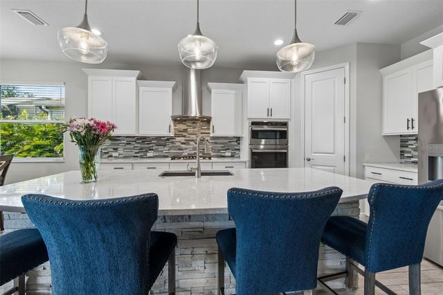 1008 SIBERIAN GLEN, Bradenton, FL 34212