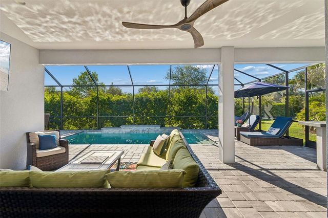 1008 SIBERIAN GLEN, Bradenton, FL 34212