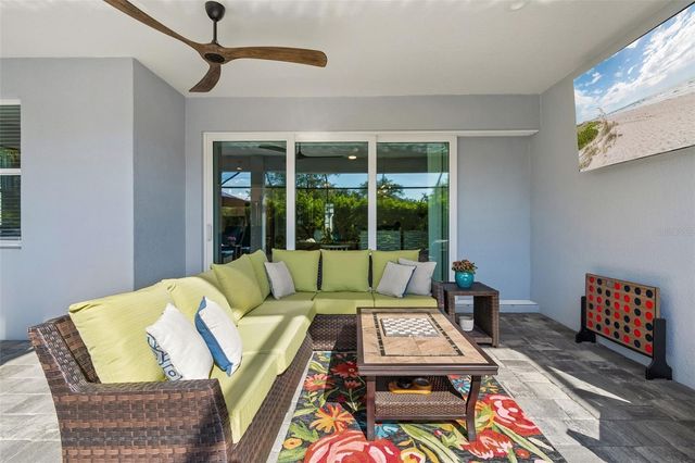 1008 SIBERIAN GLEN, Bradenton, FL 34212