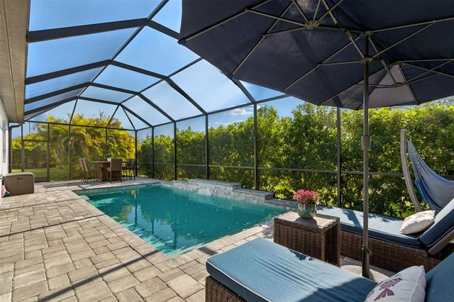 1008 SIBERIAN GLEN, Bradenton, FL 34212