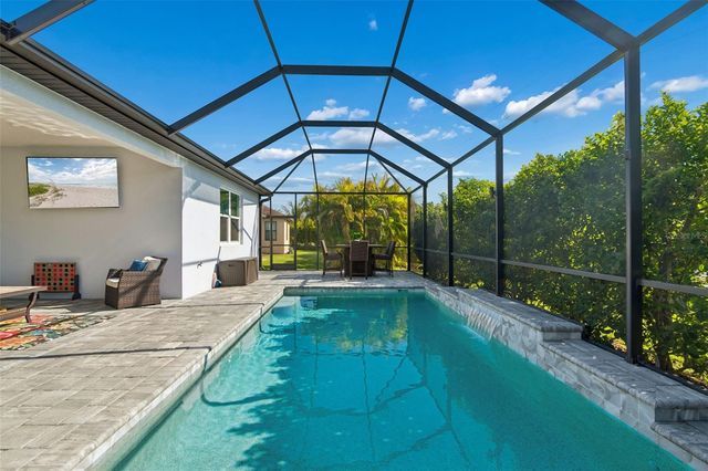 1008 SIBERIAN GLEN, Bradenton, FL 34212