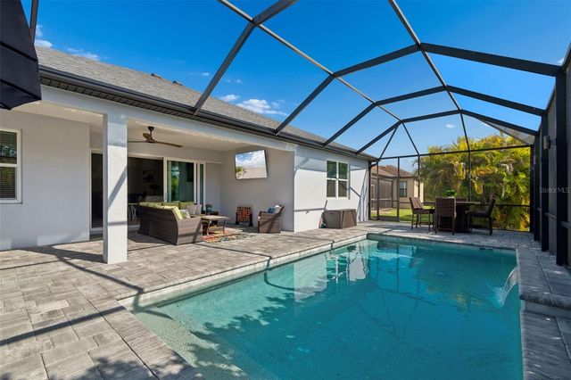 1008 SIBERIAN GLEN, Bradenton, FL 34212