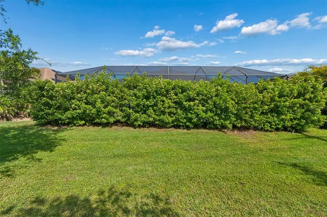 1008 SIBERIAN GLEN, Bradenton, FL 34212