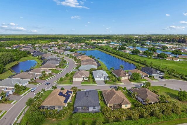 1008 SIBERIAN GLEN, Bradenton, FL 34212