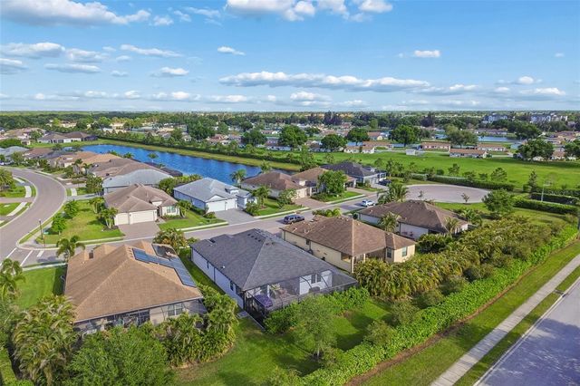 1008 SIBERIAN GLEN, Bradenton, FL 34212