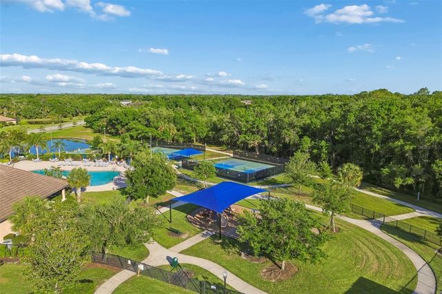 1008 SIBERIAN GLEN, Bradenton, FL 34212