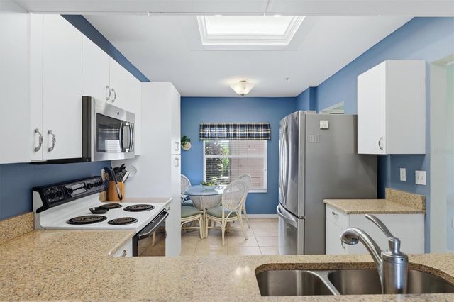 9610 CLUB SOUTH CIRCLE 4107, Sarasota, FL 34238