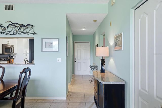 9610 CLUB SOUTH CIRCLE 4107, Sarasota, FL 34238