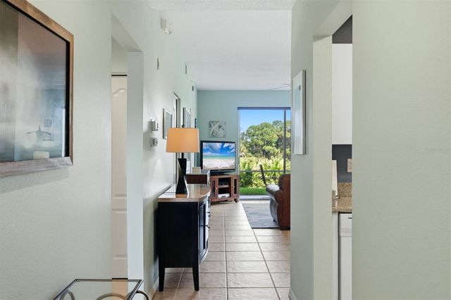9610 CLUB SOUTH CIRCLE 4107, Sarasota, FL 34238