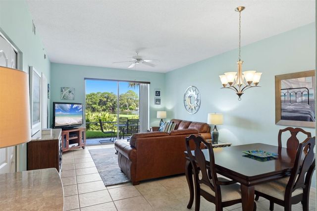 9610 CLUB SOUTH CIRCLE 4107, Sarasota, FL 34238