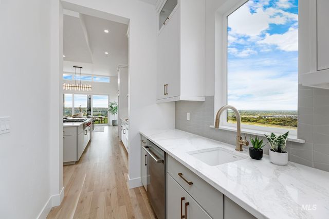 5833 E Prominence Dr., Boise, ID 83716