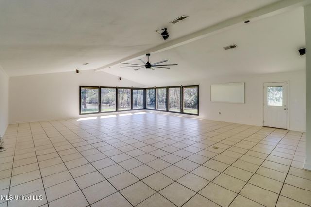 11201 Creek Drive, Gulfport, MS 39503