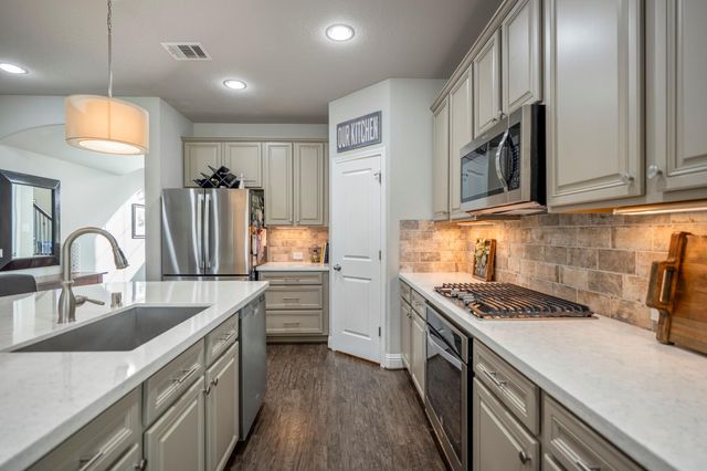 9011 Gardenia Meadow Lane, Spring, TX 77379