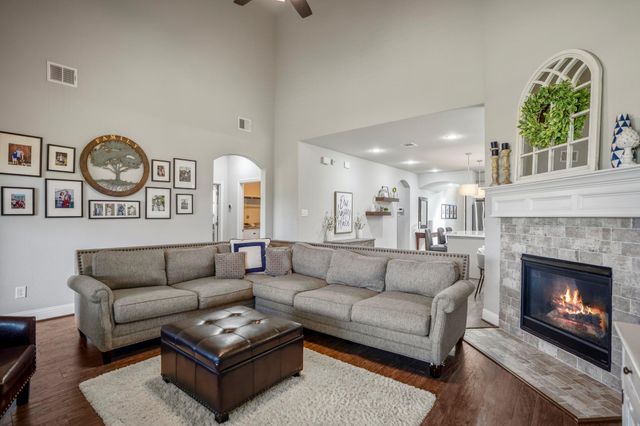 9011 Gardenia Meadow Lane, Spring, TX 77379