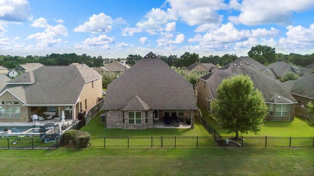 9011 Gardenia Meadow Lane, Spring, TX 77379