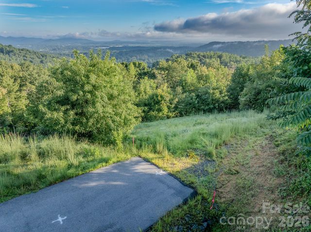 00 Skydance Trail 15, Hendersonville, NC 28792