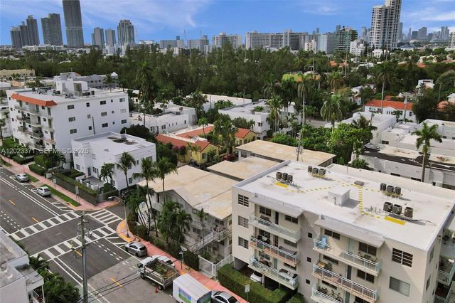 717 Espanola Way 204, Miami Beach, FL 33139