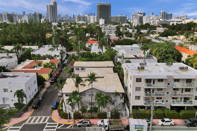 717 Espanola Way 204, Miami Beach, FL 33139