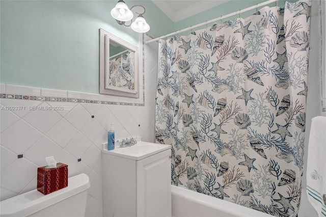 717 Espanola Way 204, Miami Beach, FL 33139