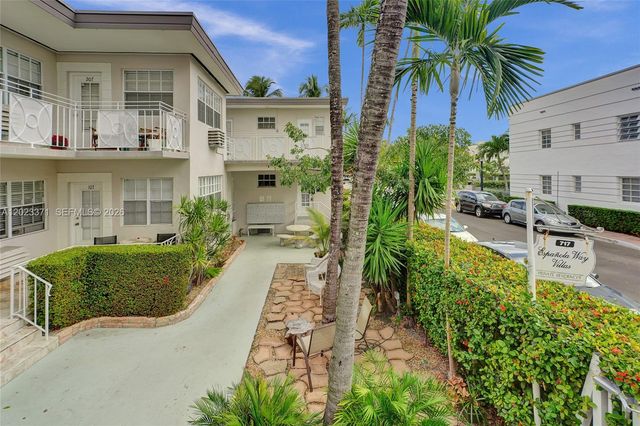 717 Espanola Way 204, Miami Beach, FL 33139