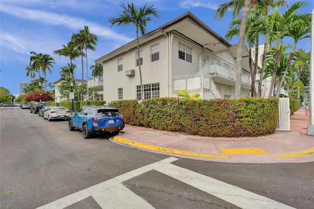 717 Espanola Way 204, Miami Beach, FL 33139