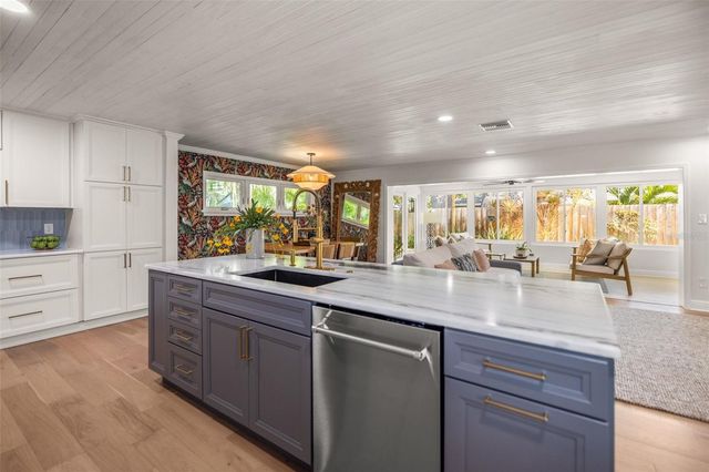 2319 MIDDLECOFF DRIVE, Dunedin, FL 34698