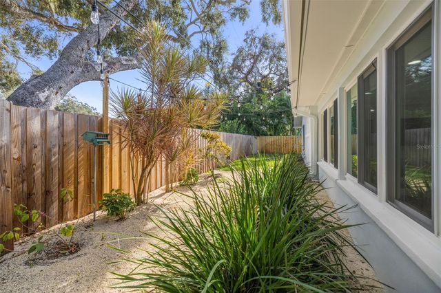 2319 MIDDLECOFF DRIVE, Dunedin, FL 34698