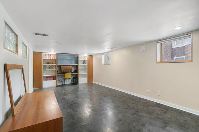 248 Gage Road, Riverside, IL 60546