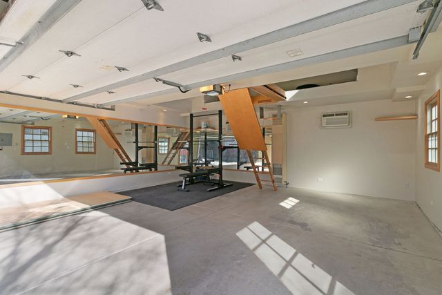 248 Gage Road, Riverside, IL 60546