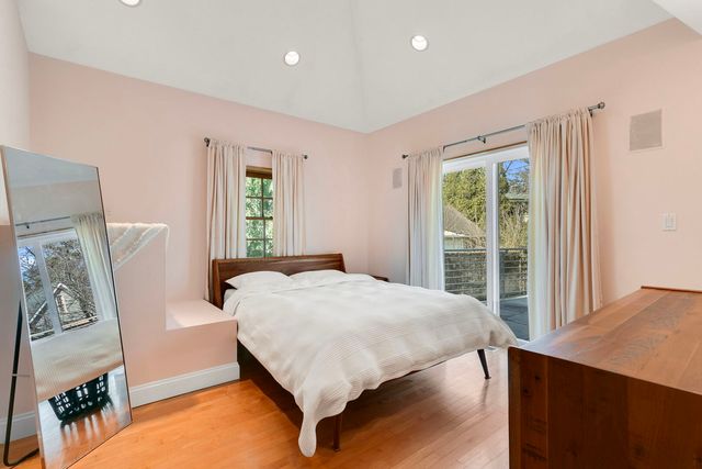 248 Gage Road, Riverside, IL 60546