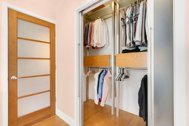 248 Gage Road, Riverside, IL 60546