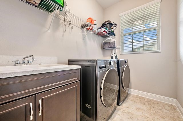 1919 LAKE WATERS PLACE, Lutz, FL 33558