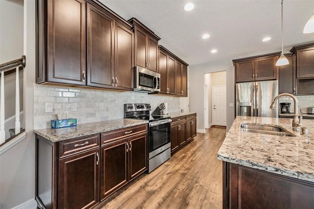 1919 LAKE WATERS PLACE, Lutz, FL 33558