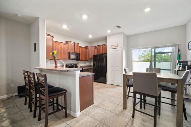 7621 GINGER LILY COURT, Tampa, FL 33619