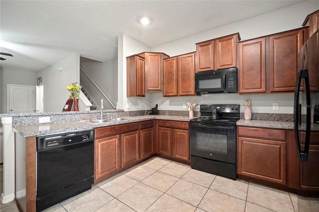 7621 GINGER LILY COURT, Tampa, FL 33619