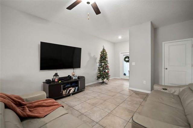 7621 GINGER LILY COURT, Tampa, FL 33619