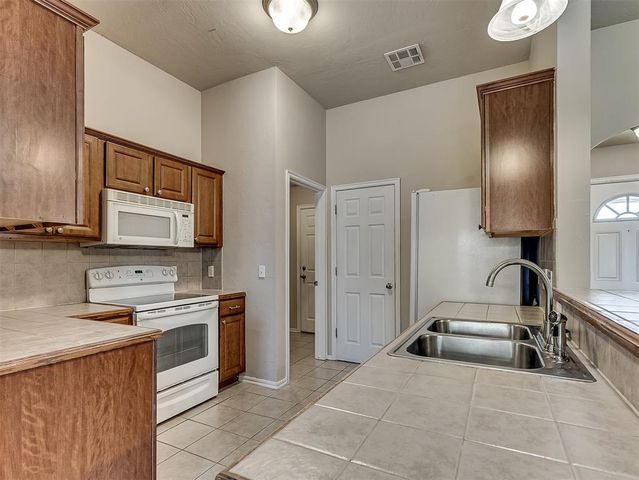 4303 SE 57th Street, Oklahoma City, OK 73135
