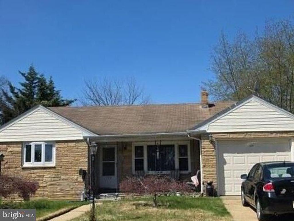 774 CHARLES ST, Burlington, NJ 08016