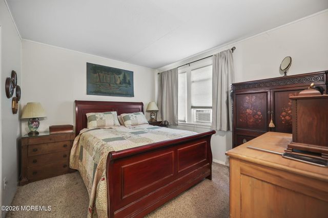 73 Belshaw Avenue, Shrewsbury Twp, NJ 07724