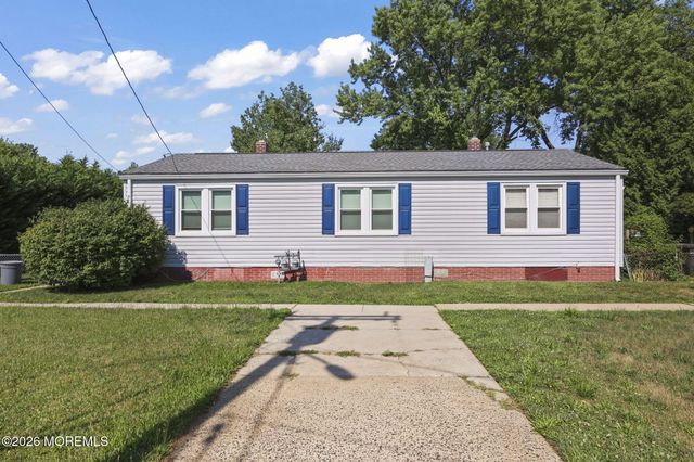 73 Belshaw Avenue, Shrewsbury Twp, NJ 07724