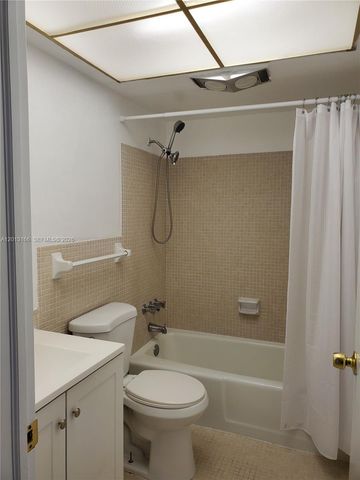 1450 Atlantic Shores Blvd 101, Hallandale Beach, FL 33009