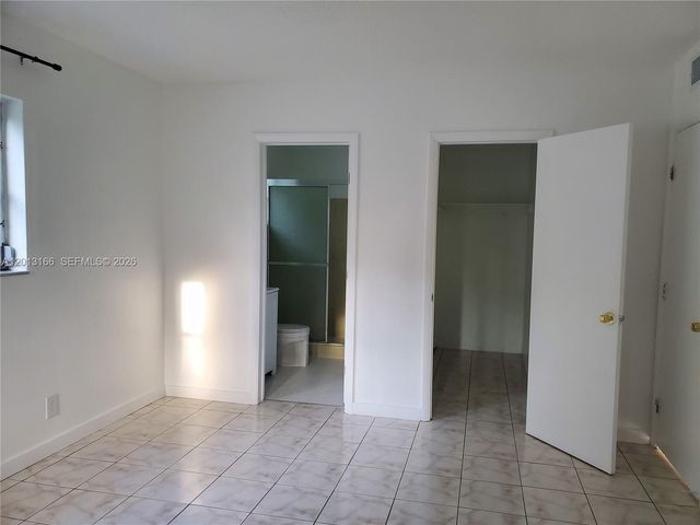 1450 Atlantic Shores Blvd 101, Hallandale Beach, FL 33009