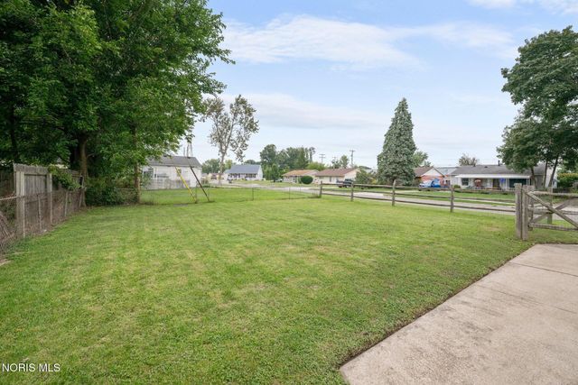 402 Branbury Road, Toledo, OH 43612