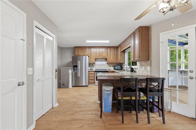 2111 Cornerstone Lane SW, Marietta, GA 30064