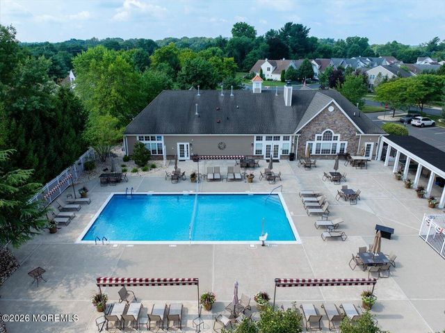 15 Crawford Road, Manalapan, NJ 07726