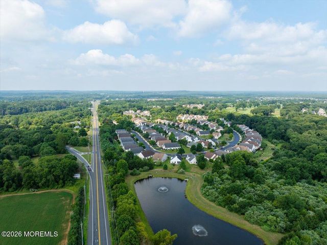 15 Crawford Road, Manalapan, NJ 07726