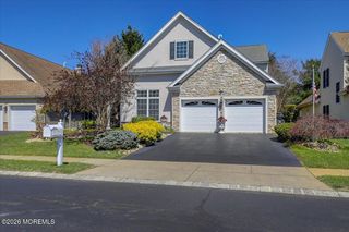 15 Crawford Road, Manalapan, NJ 07726