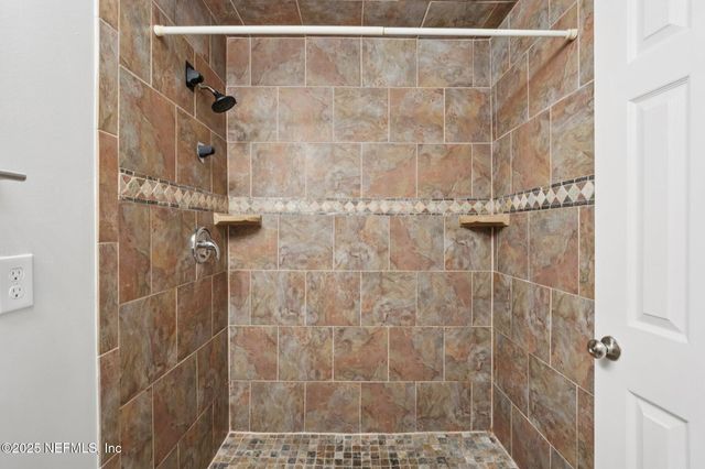 6662 DELTA POST Drive W, Jacksonville, FL 32244