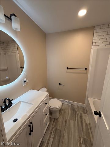 3780 State Route 305, Southington, OH 44470